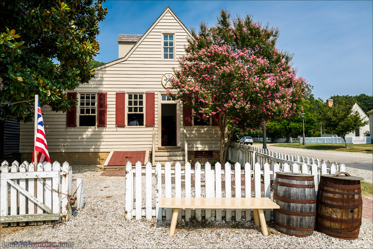 Колониальный Вилльямсбург (Уильямсбург) | LookAtAmerica.com - Большое Американское путешествие LookAtIsrael.com