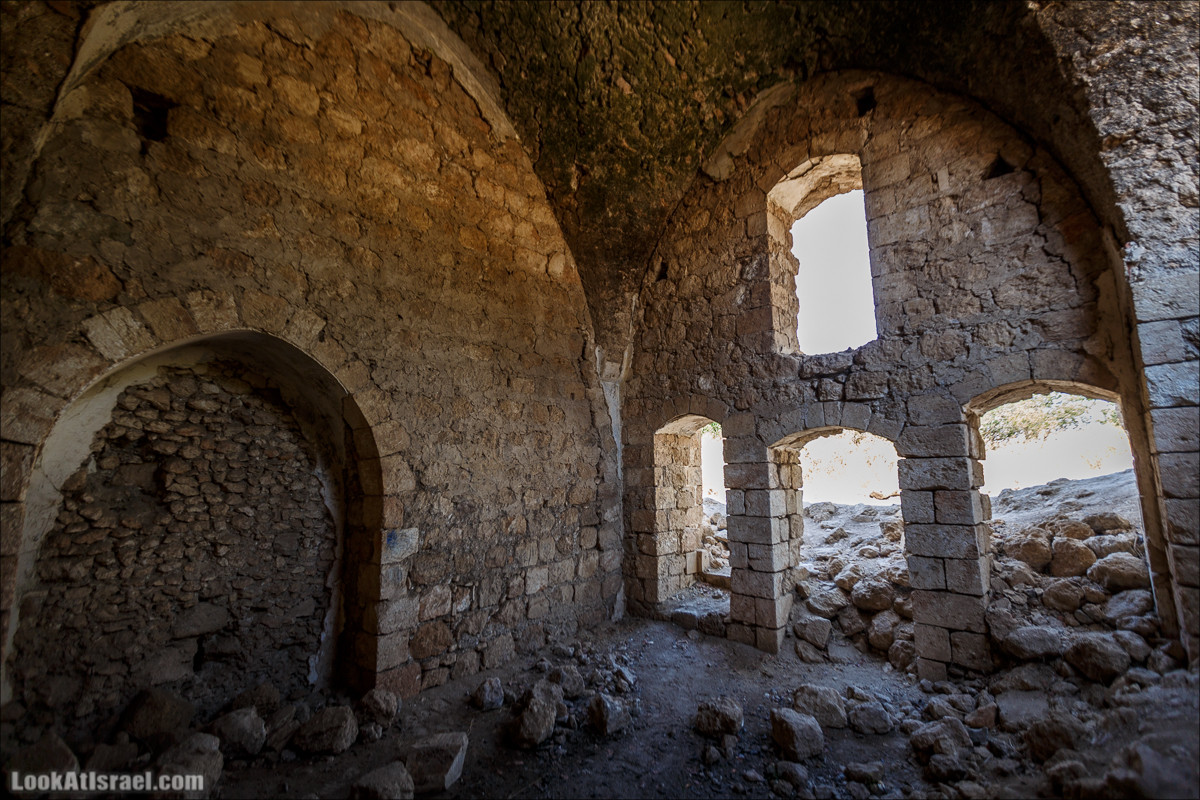 Крепость Какун | Qaqun fort | קקון | LookAtIsrael.com - Фото путешествия по Израилю