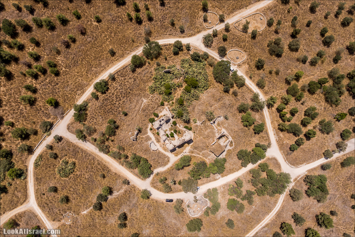 Крепость Какун | Qaqun fort | קקון | LookAtIsrael.com - Фото путешествия по Израилю