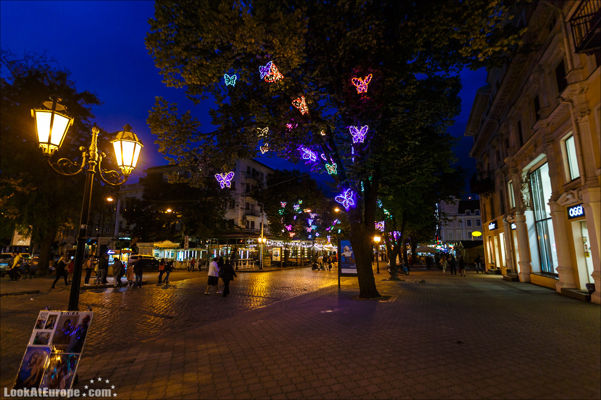Вечерние огни Дерибасовской | LookAtIsrael.com - Фото путешествия по Израилю