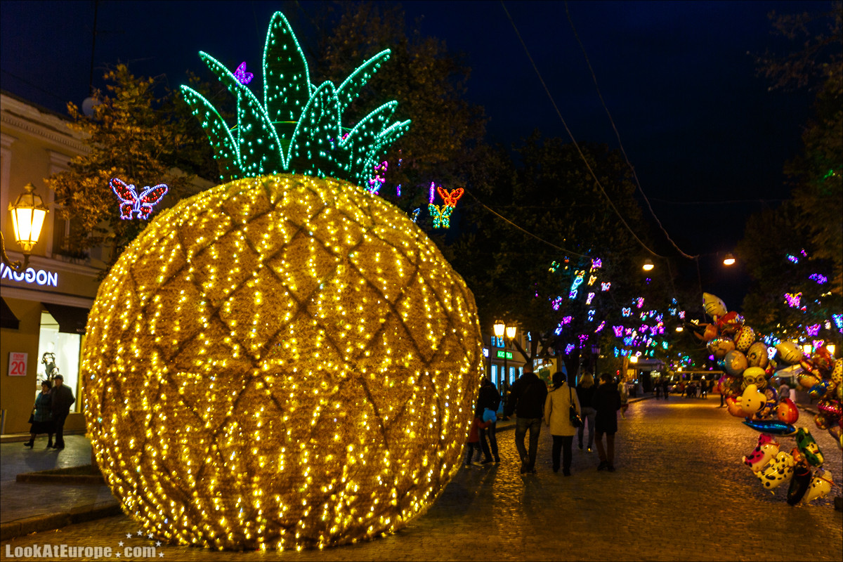Вечерние огни Дерибасовской | LookAtIsrael.com - Фото путешествия по Израилю
