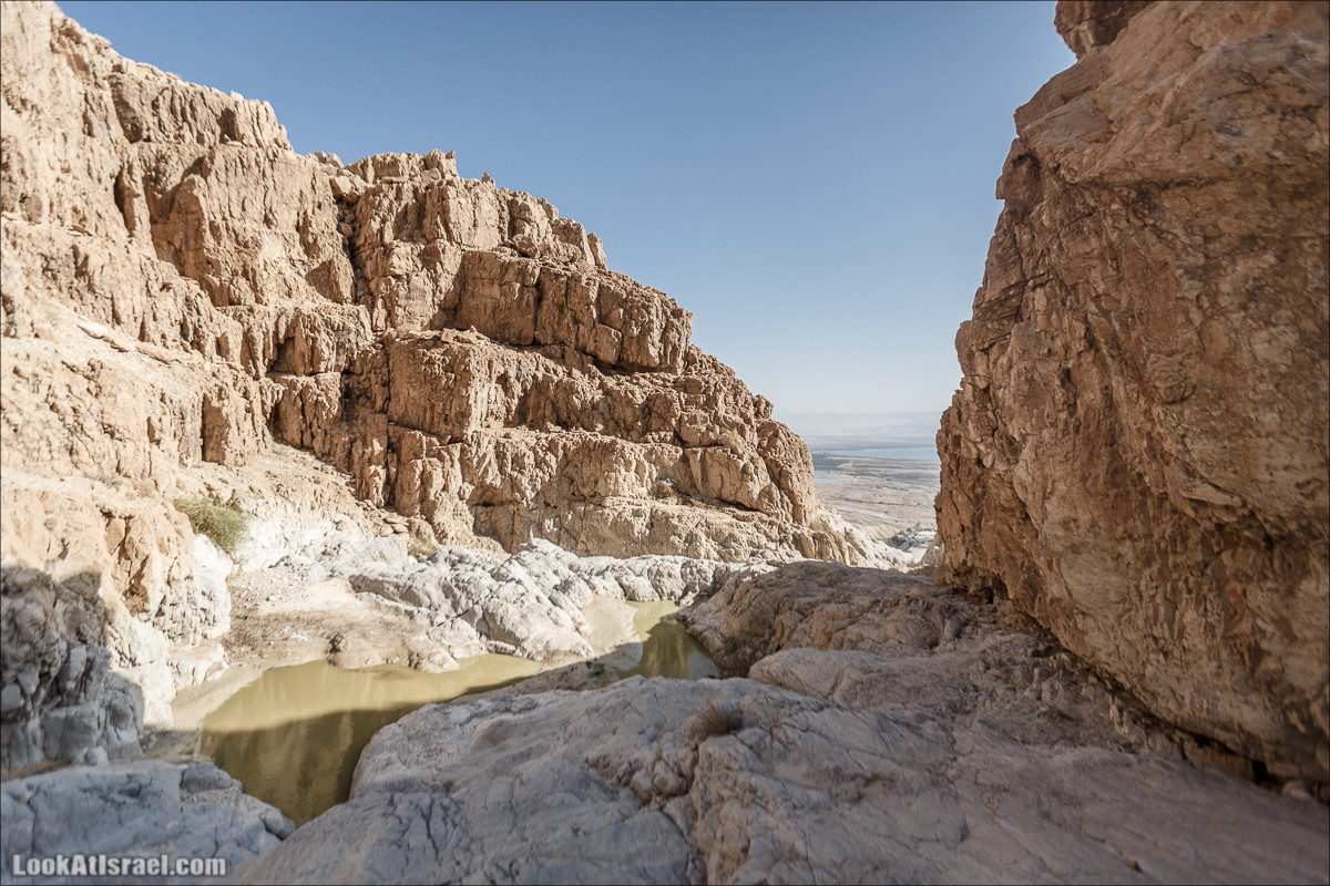 Нахаль Кумран - спуск по верёвкам | LookAtIsrael.com - Фото путешествия по Израилю