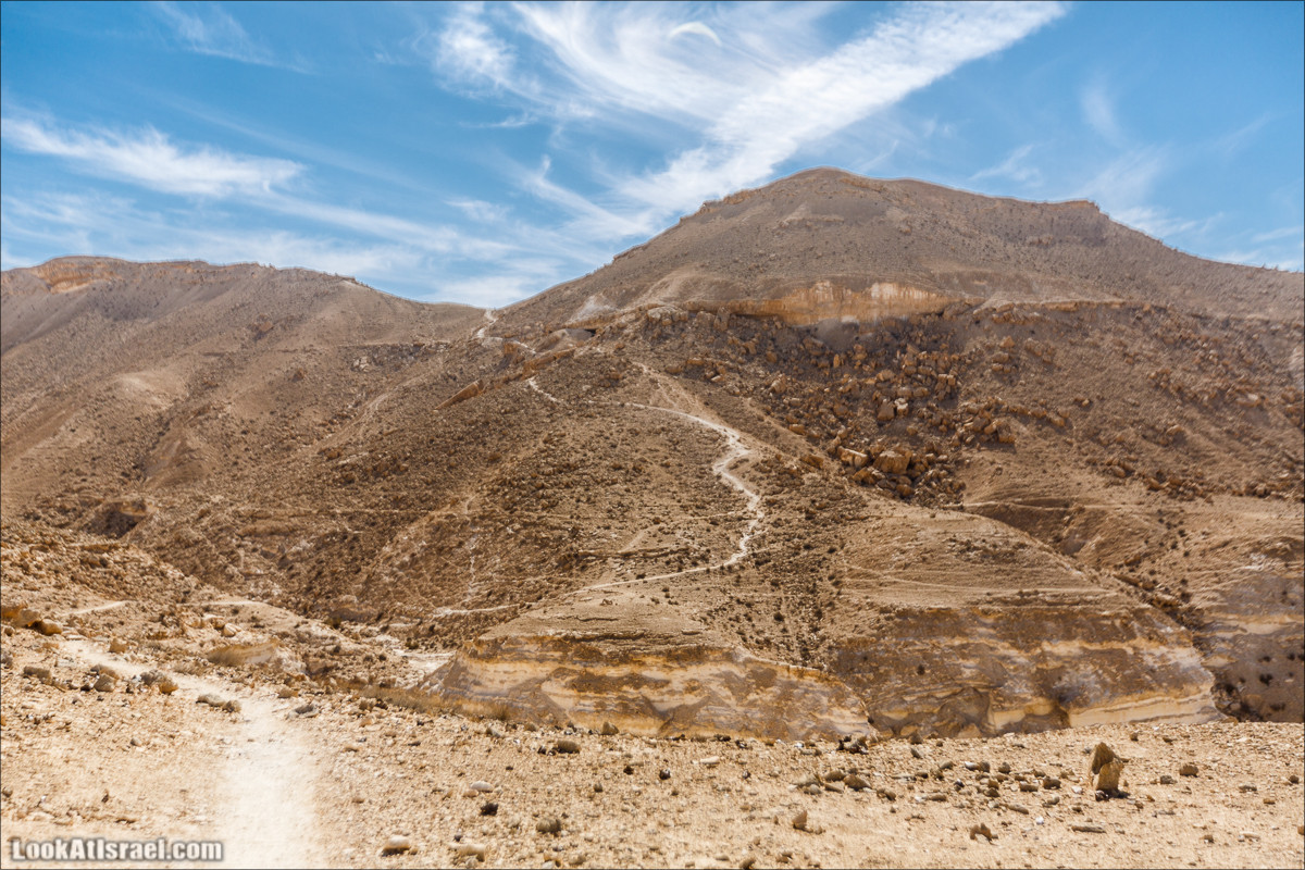 Трещины в пустыне, Сдаким, Нахаль Хава, Эйн Акев, Шавив | מעוק סדקים נחל חווה עין שביב עין עקב | LookAtIsrael.com - Фото путешествия по Израилю