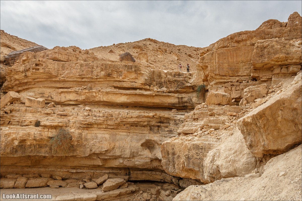 Трещины в пустыне, Сдаким, Нахаль Хава, Эйн Акев, Шавив | מעוק סדקים נחל חווה עין שביב עין עקב | LookAtIsrael.com - Фото путешествия по Израилю