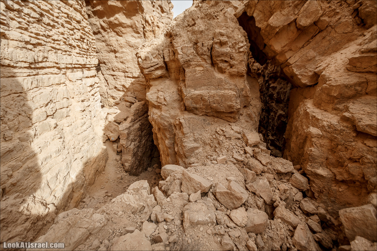 Трещины в пустыне, Сдаким, Нахаль Хава, Эйн Акев, Шавив | מעוק סדקים נחל חווה עין שביב עין עקב | LookAtIsrael.com - Фото путешествия по Израилю