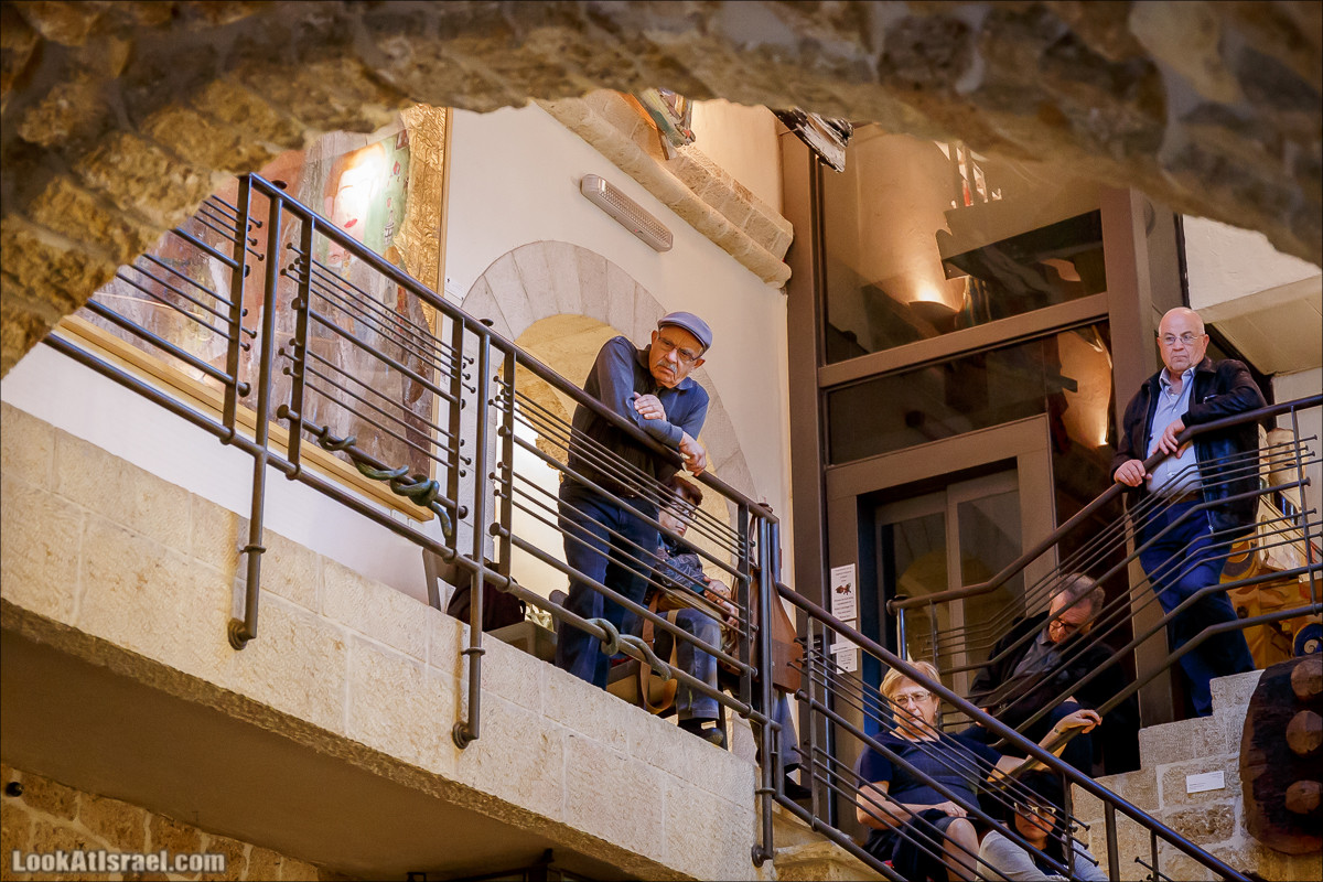 Презентация книги Ильи Лиснянского Мифы Яффо в музее Иланы Гур| LookAtIsrael.com - Фото путешествия по Израилю