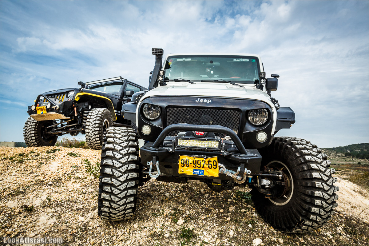 Померялись джипами