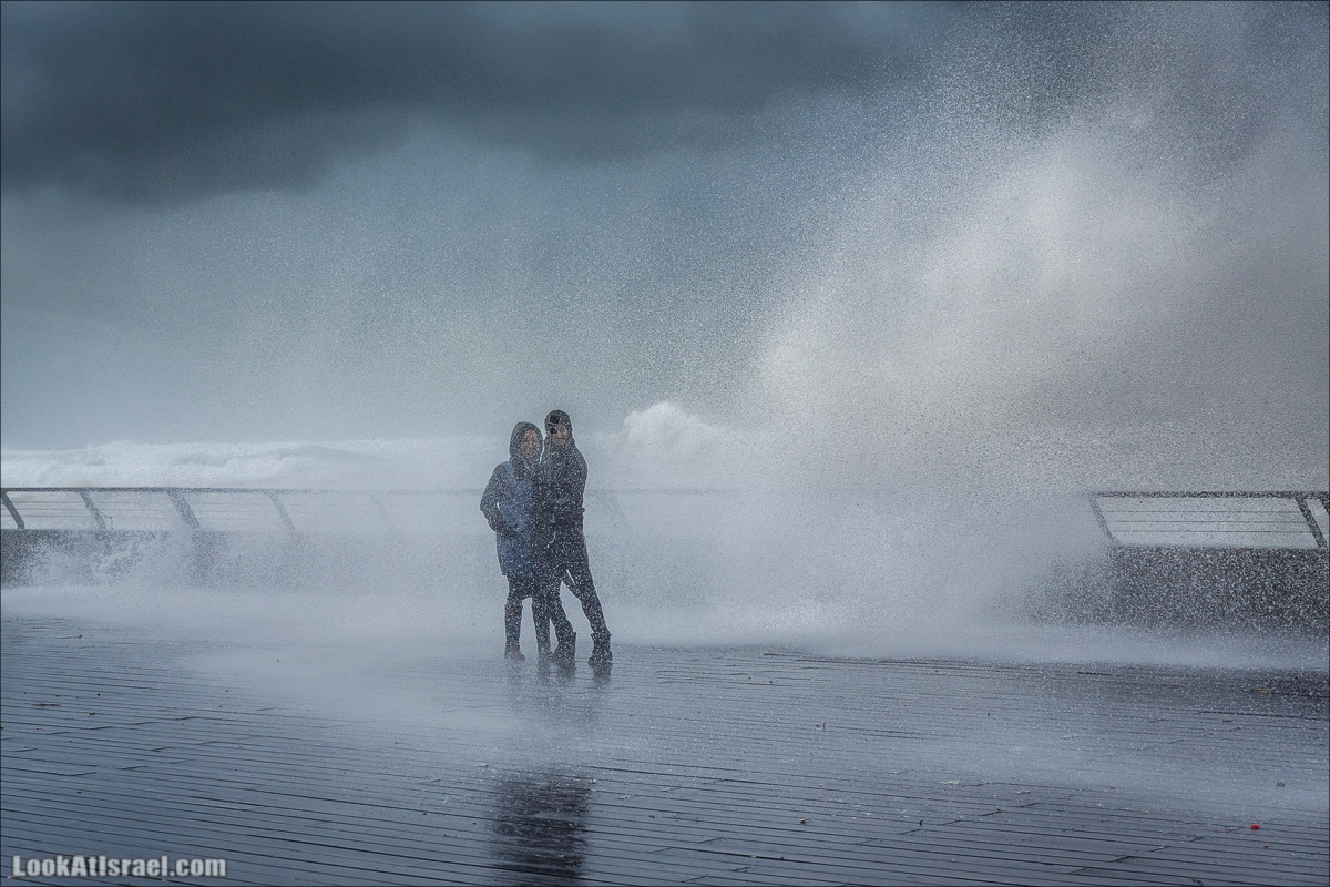 Штормовой и дождливый Тель-Авив | LookAtIsrael.com - Фото путешествия по Израилю