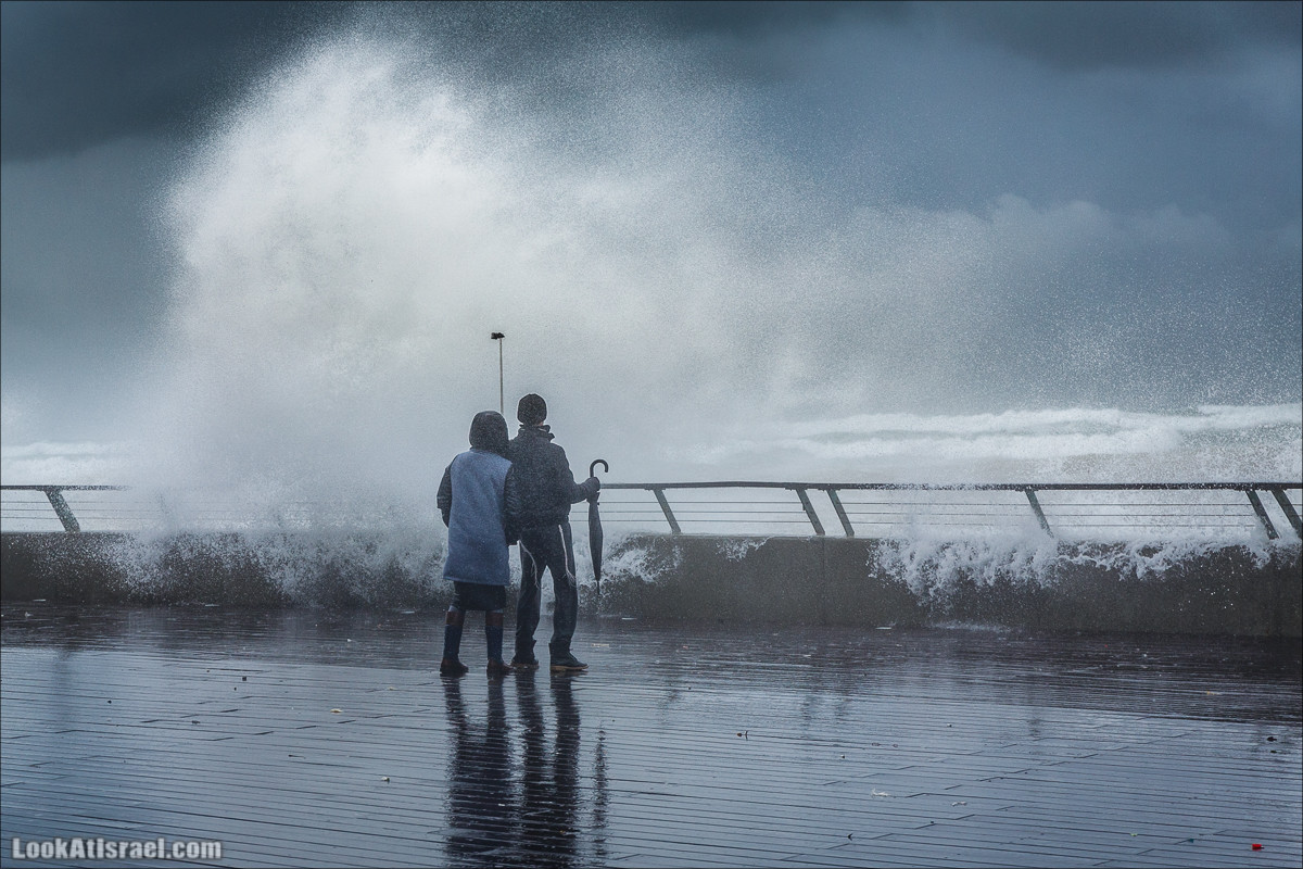 Штормовой и дождливый Тель-Авив | LookAtIsrael.com - Фото путешествия по Израилю