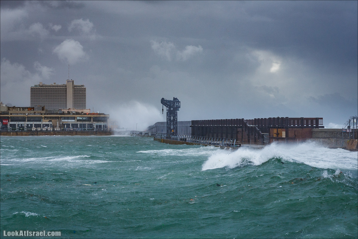Штормовой и дождливый Тель-Авив | LookAtIsrael.com - Фото путешествия по Израилю