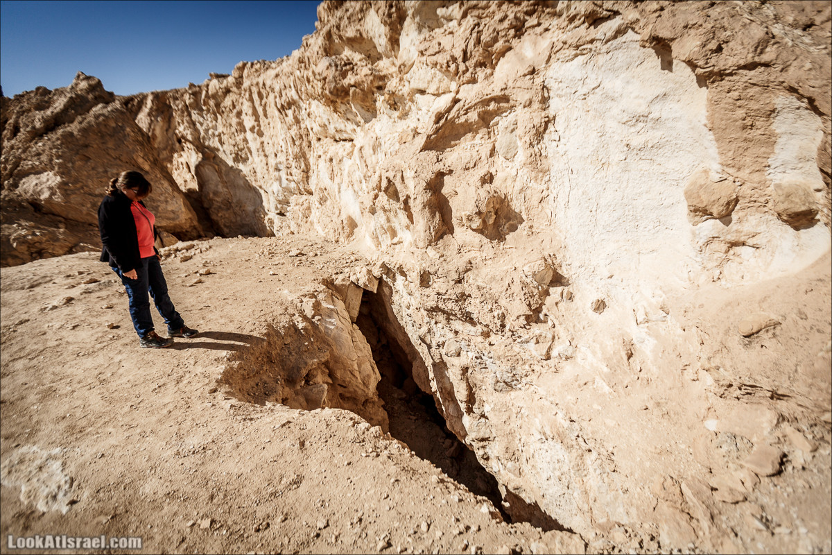 Ницана и окрестности с высоты полета. Пещера и турецкие постройки | LookAtIsrael.com - Фото путешествия по Израилю