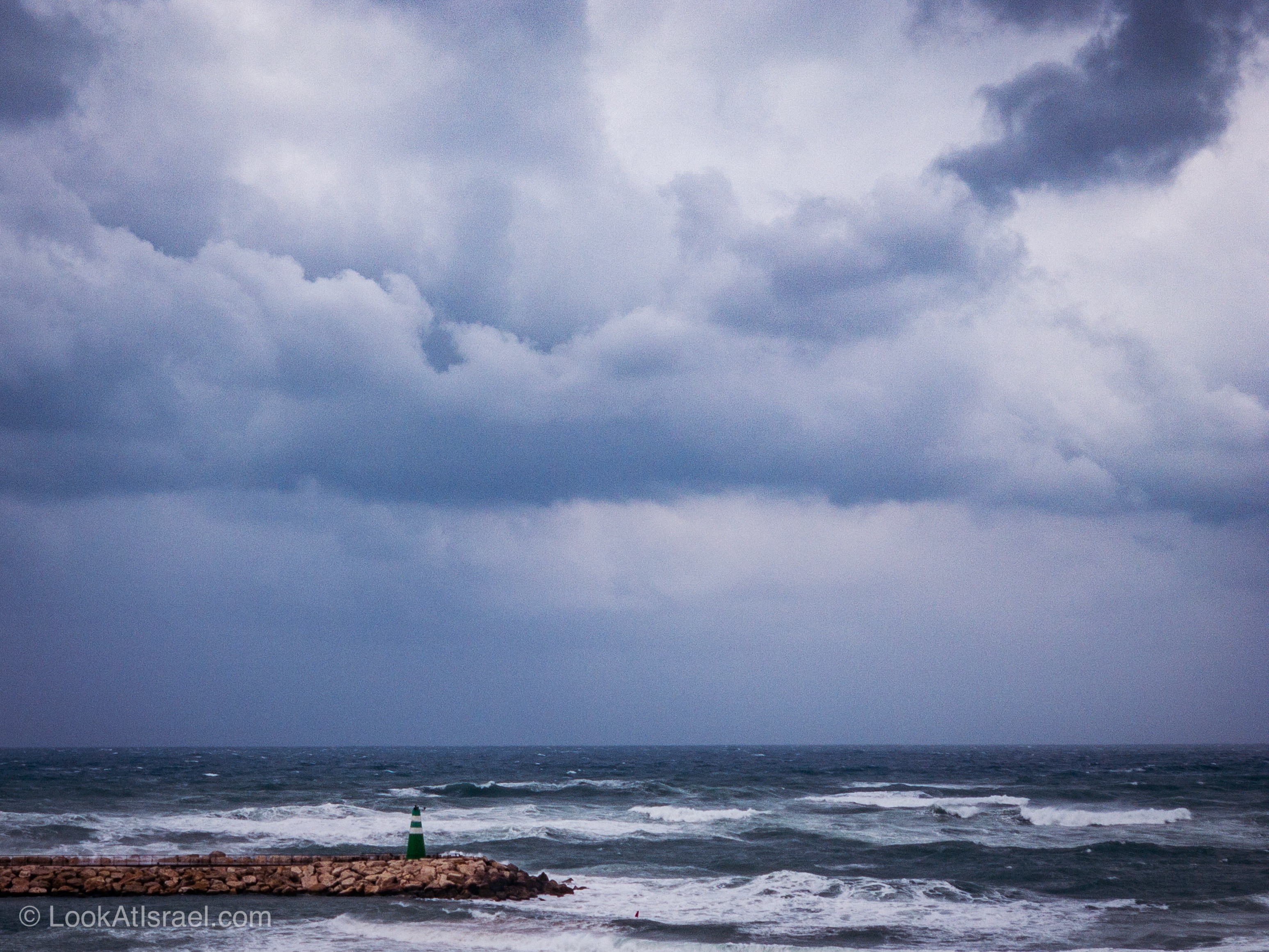 Дождливая зима в Тель-Авиве | LookAtIsrael.com - Фото путешествия по Израилю