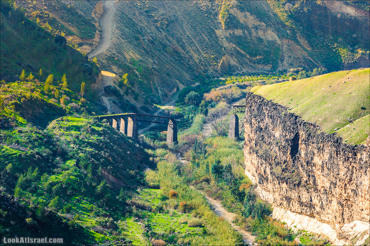 Мост Эль-Хама, Голанские высоты - водопады и исторические места | LookAtIsrael.com - Фото путешествия по Израилю