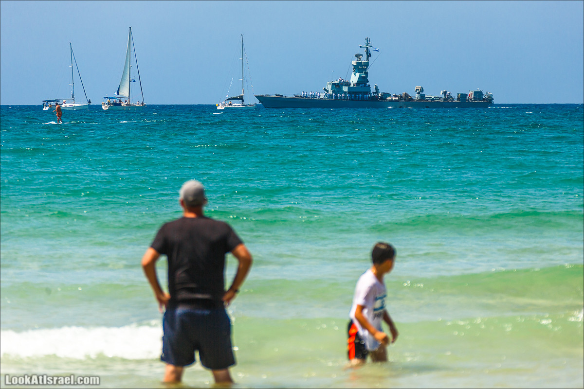 Нашей армии бойцы на 70-летии страны