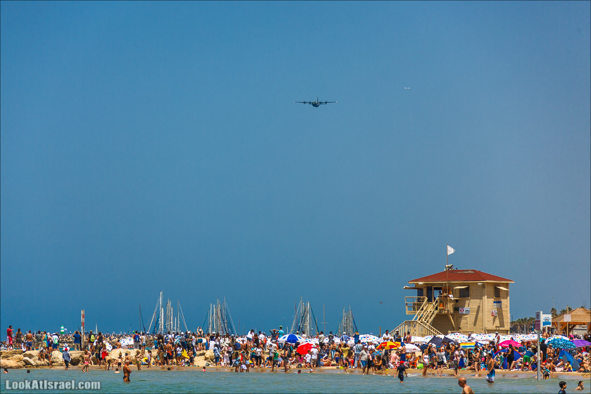 Праздничный парад ВВС и ВМФ в Тель-Авиве в честь 70-летия государства Израиль | Independence day 70 of Israel | LookAtIsrael.com - Фото путешествия по Израилю