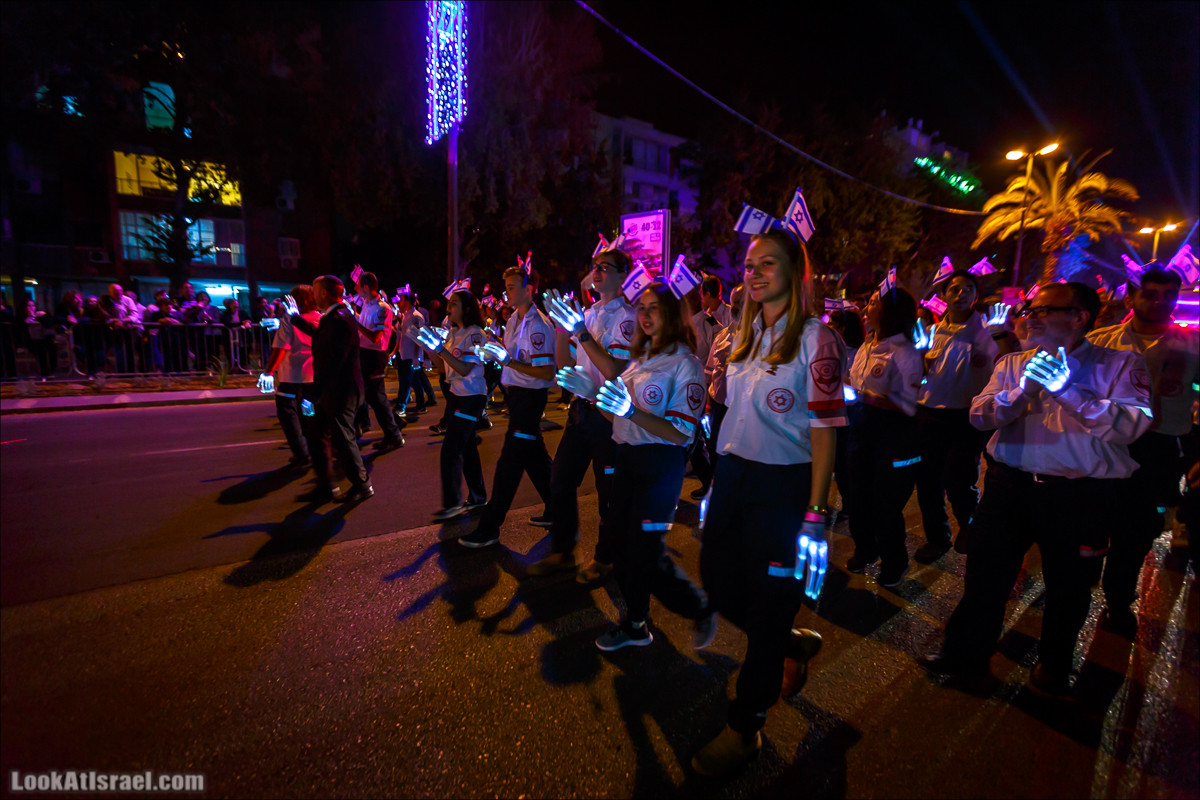 Парад света в Тель-Авиве в честь 70-летия государства Израиль | Parade of Lights in Tel Aviv, Independence day 70 of Israel | מצעד האור בתל אביב | LookAtIsrael.com - Фото путешествия по Израилю