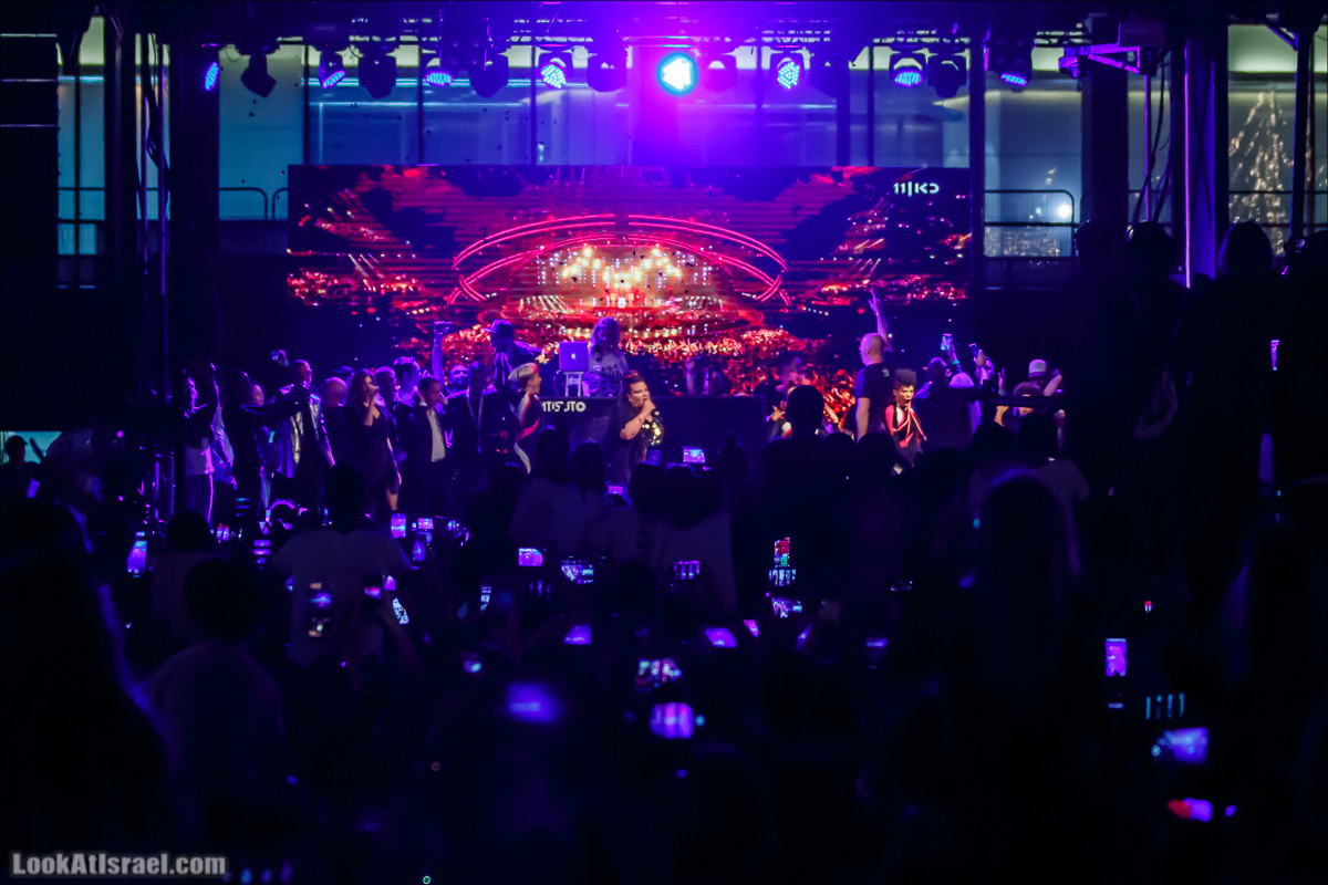 Победительница Евровидения 2018 Нетта Барзилай в Тель-Авив, площадь Рабина | Eurovision 2018 Winner Netta Barzilay in Tel Aviv | נטע ברזילאי בכיכר רבין תל אביב | LookAtIsrael.com - Фото путешествия по Израилю