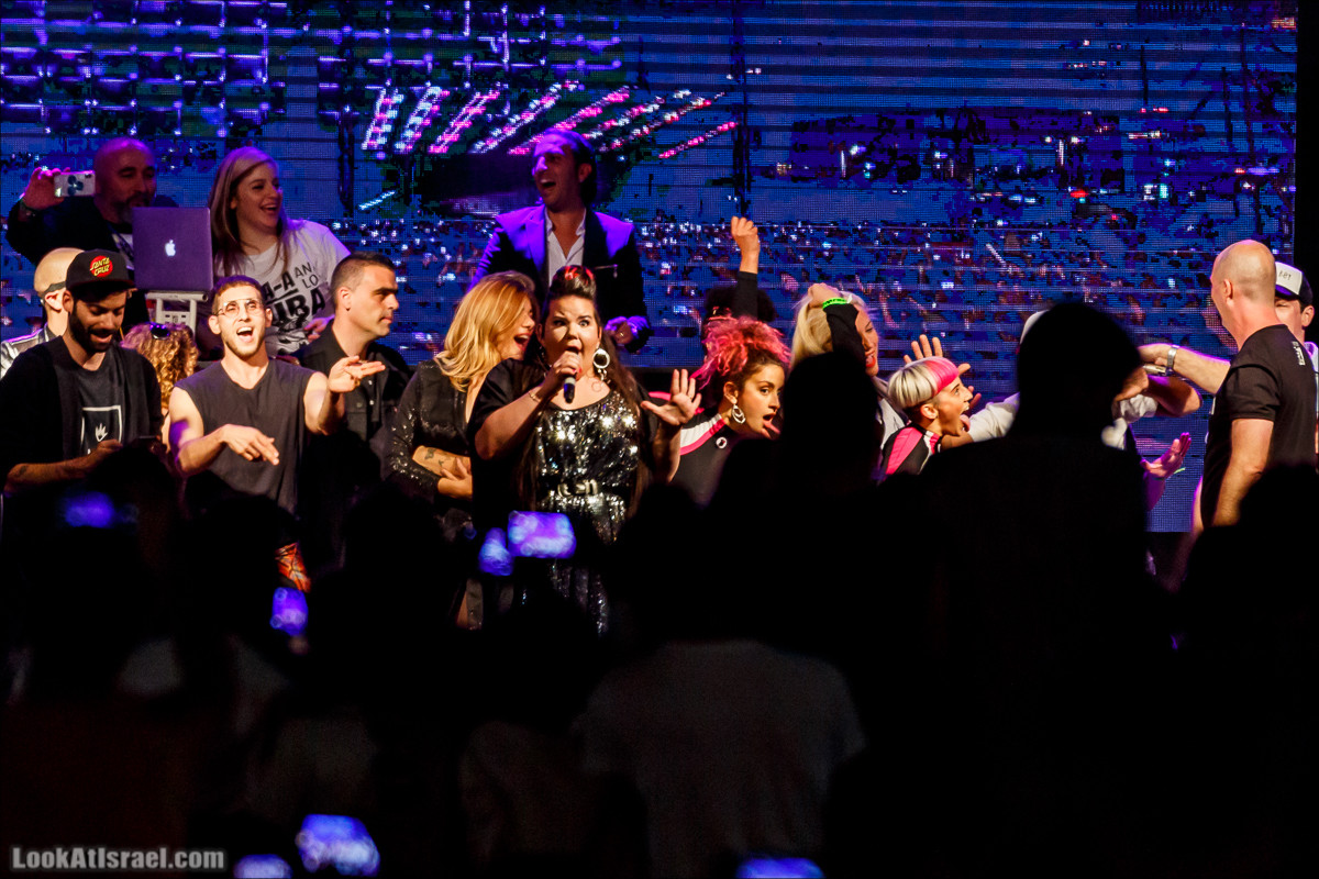 Победительница Евровидения 2018 Нетта Барзилай в Тель-Авив, площадь Рабина | Eurovision 2018 Winner Netta Barzilay in Tel Aviv | נטע ברזילאי בכיכר רבין תל אביב | LookAtIsrael.com - Фото путешествия по Израилю