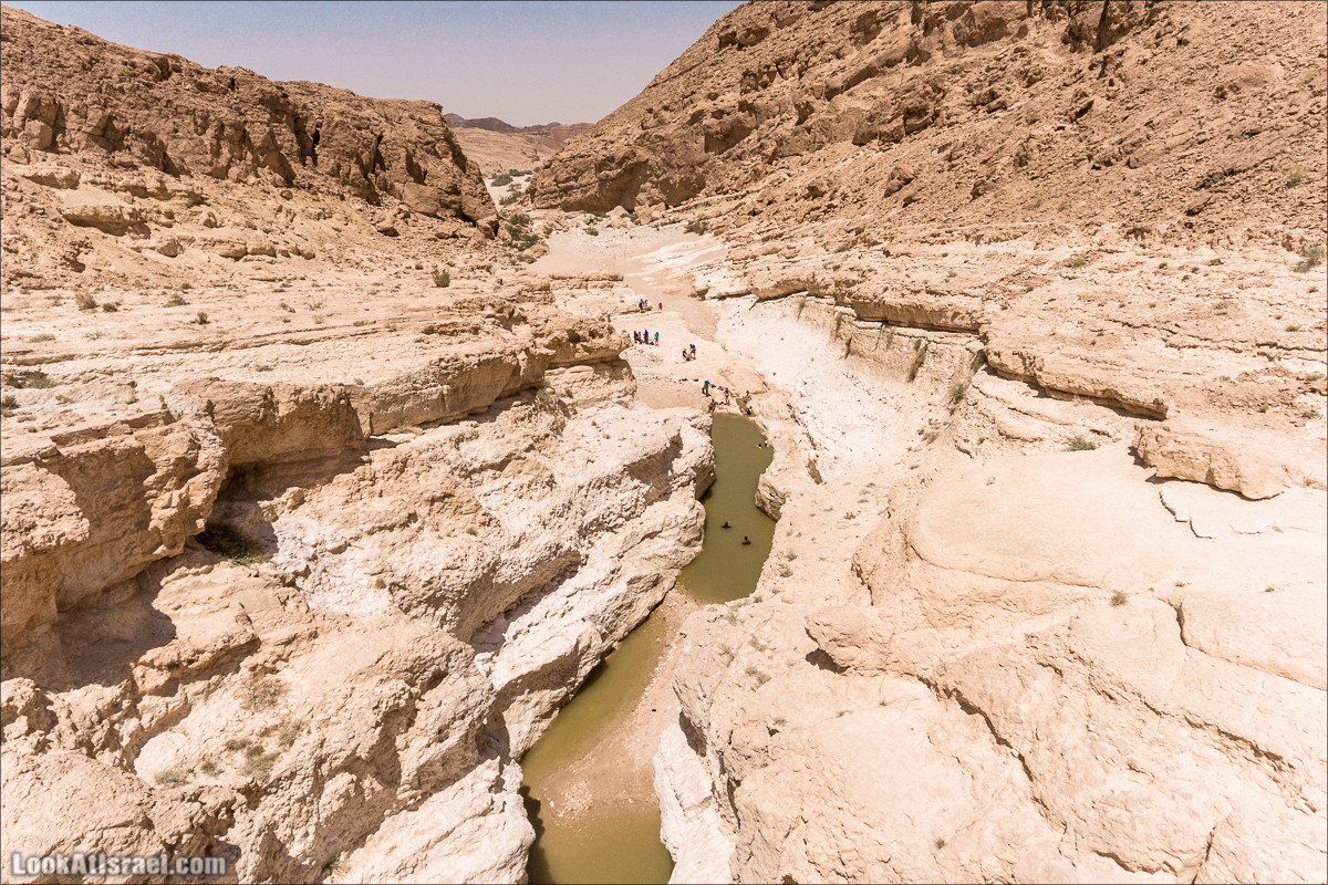 Вода и озеро в Парсат Некарот | מים בפרסת נקרות | LookAtIsrael.com - Фото путешествия по Израилю