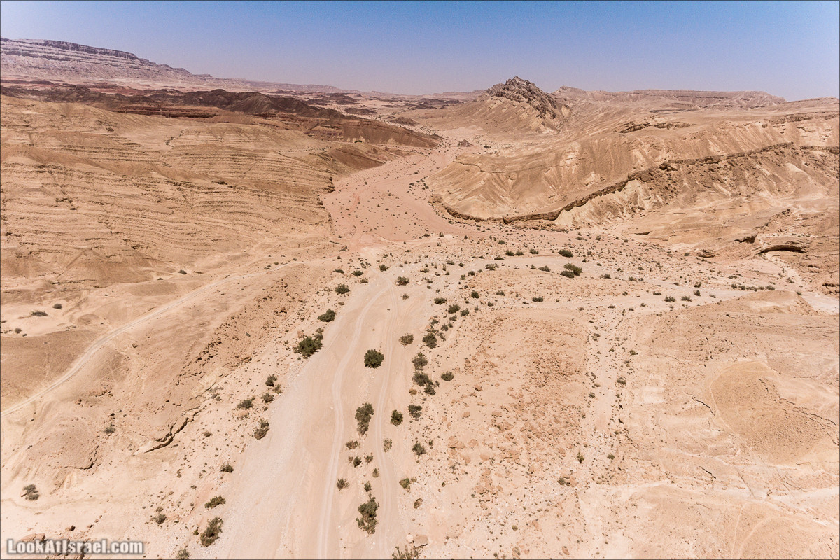 Вода и озеро в Парсат Некарот | מים בפרסת נקרות | LookAtIsrael.com - Фото путешествия по Израилю