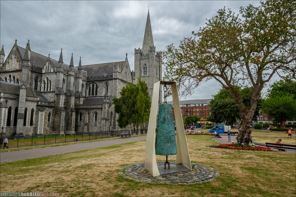 Дублин, Темпл бар, дублинская игла, церковь Патрика, дублинский замок, река Лиффи, Тринити колледж - LookAtIsrael.com путешествует по Ирландии
