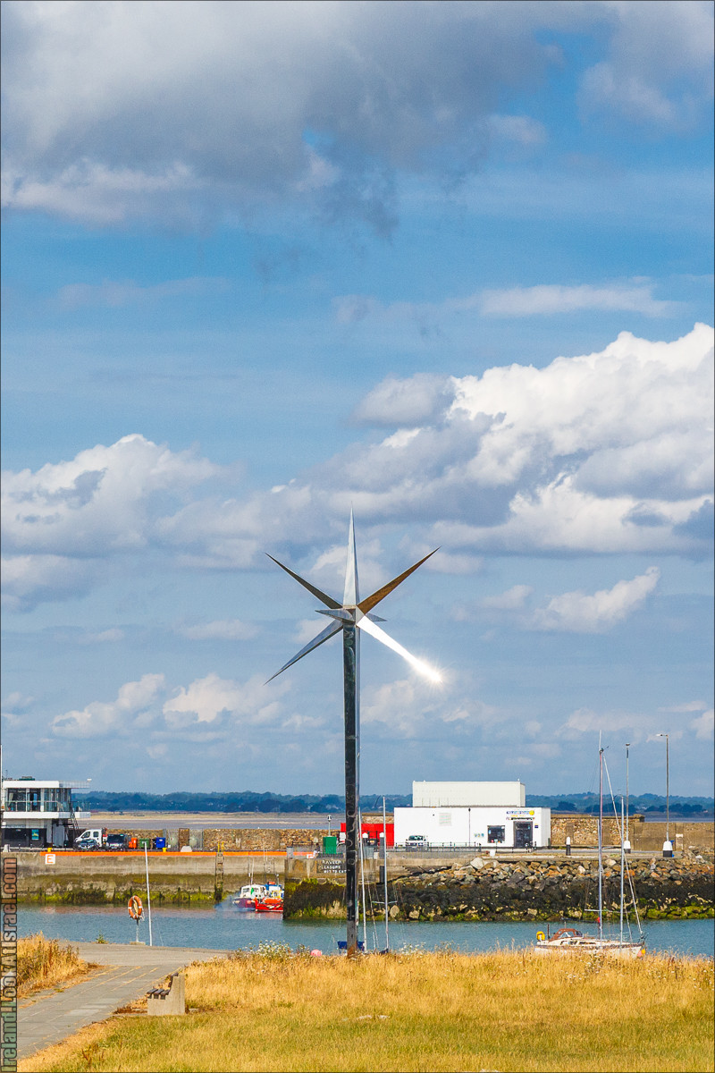 Полуостров Хоут (Howth) и остров Глаз Ирландии (Ирландский глаз) Ireland's Eye, Замок Хоут (Howth Castle) - LookAtIsrael.com путешествует по Ирландии