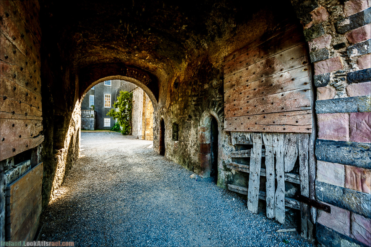 Полуостров Хоут (Howth) и остров Глаз Ирландии (Ирландский глаз) Ireland's Eye, Замок Хоут (Howth Castle) - LookAtIsrael.com путешествует по Ирландии