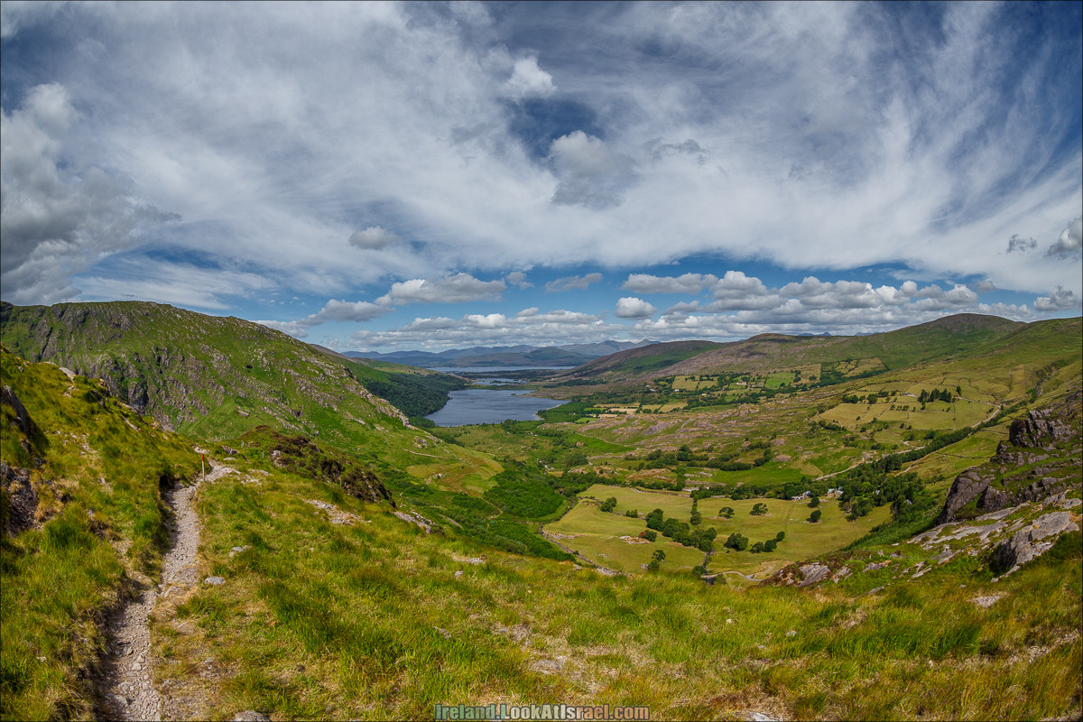 Хорошо быть владельцем ирландского парка с водопадом