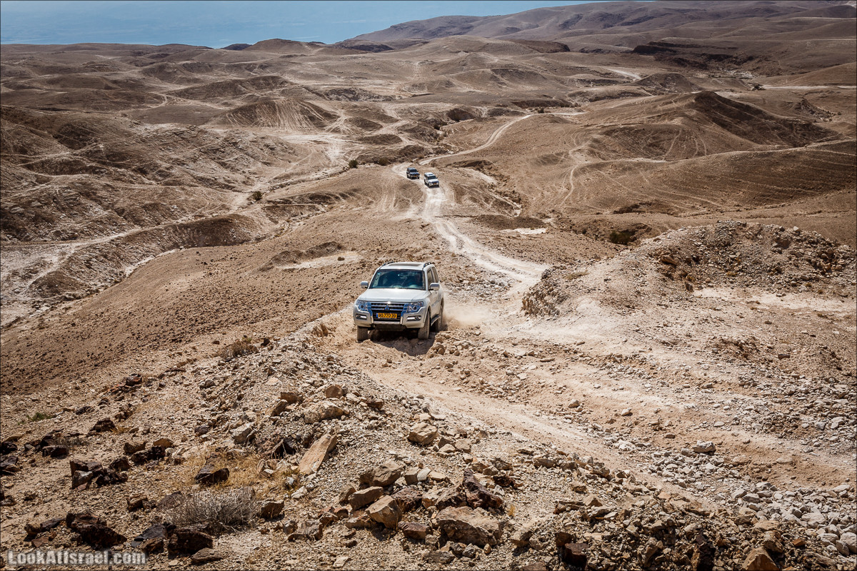 Поездка 4x4 по Иудейской пустыне, Мацок ha-Этеким | מצוק העתקים טיול ג׳יפים | LookAtIsrael.com - Фото путешествия по Израилю