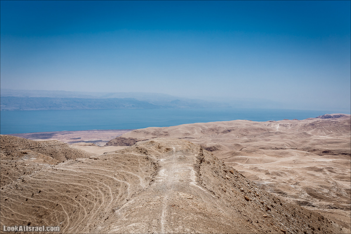 Поездка 4x4 по Иудейской пустыне, Мацок ha-Этеким | מצוק העתקים טיול ג׳יפים | LookAtIsrael.com - Фото путешествия по Израилю