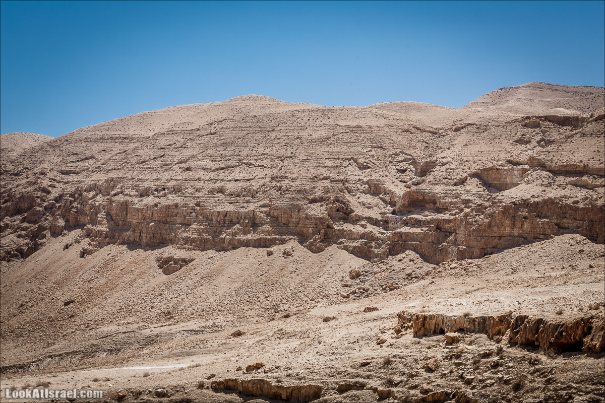 Поездка 4x4 по Иудейской пустыне, Мацок ha-Этеким | מצוק העתקים טיול ג׳יפים | LookAtIsrael.com - Фото путешествия по Израилю