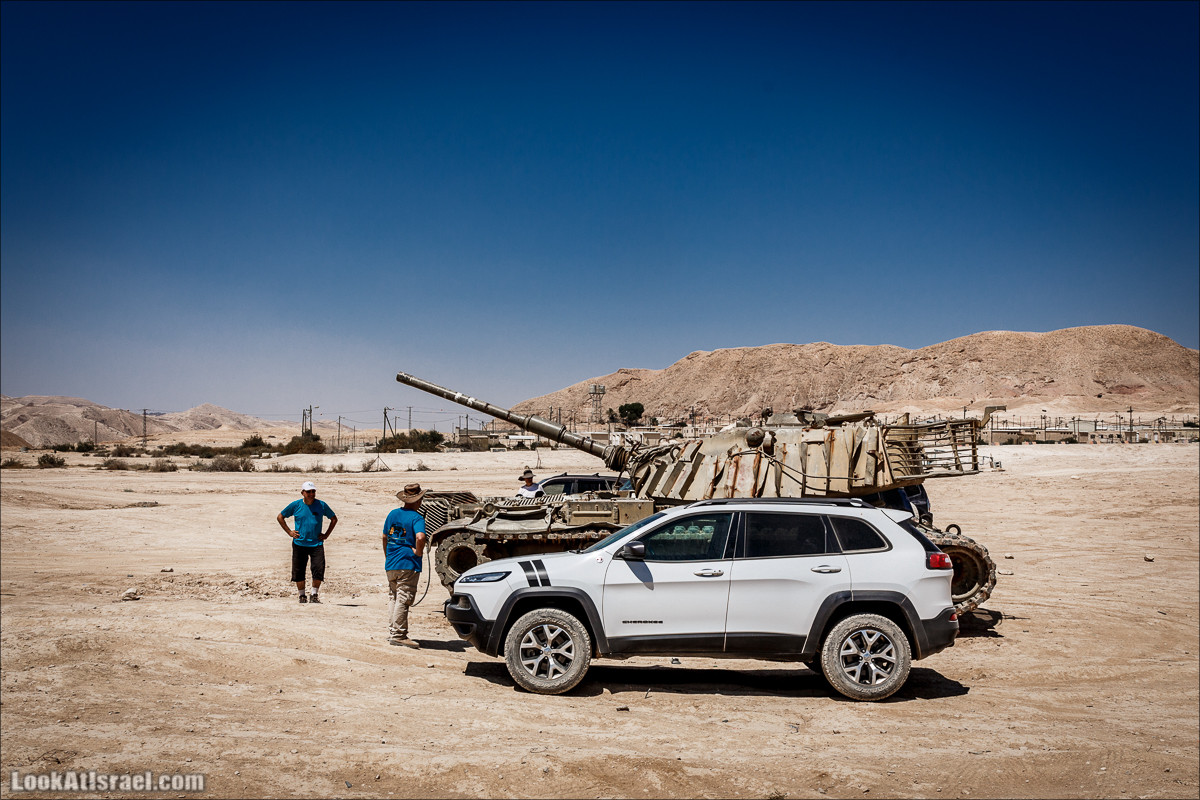 Поездка 4x4 по Иудейской пустыне, Мацок ha-Этеким | מצוק העתקים טיול ג׳יפים | LookAtIsrael.com - Фото путешествия по Израилю