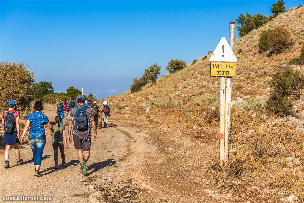 От Хермона к Неве Атив - гора Кахаль, Снаим, итурейский храм и пещеры свинцовой руды LookAtIsrael.com - Фото путешествия по Израилю