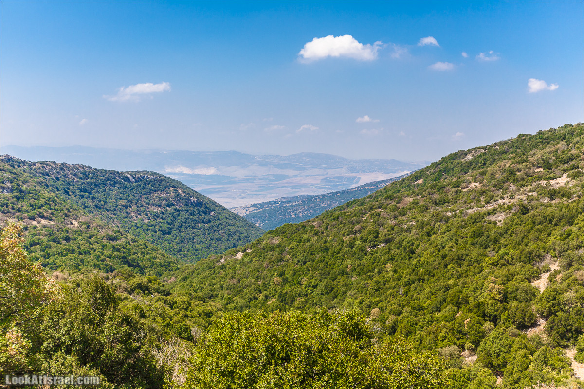 От Хермона к Неве Атив - гора Кахаль, Снаим, итурейский храм и пещеры свинцовой руды LookAtIsrael.com - Фото путешествия по Израилю