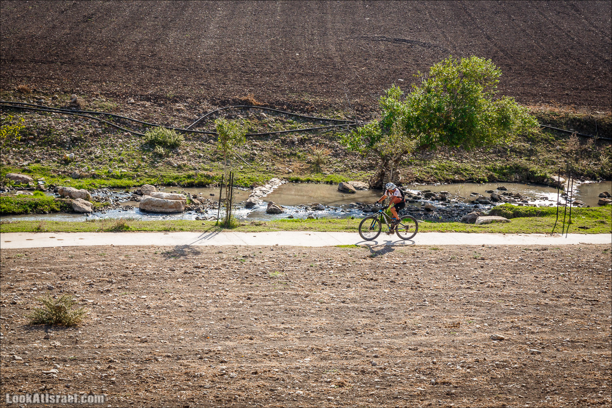 Ручей Циппори и долина Нетофа | נחל ציפורי ועמק נטופה | LookAtIsrael.com - Фото путешествия по Израилю