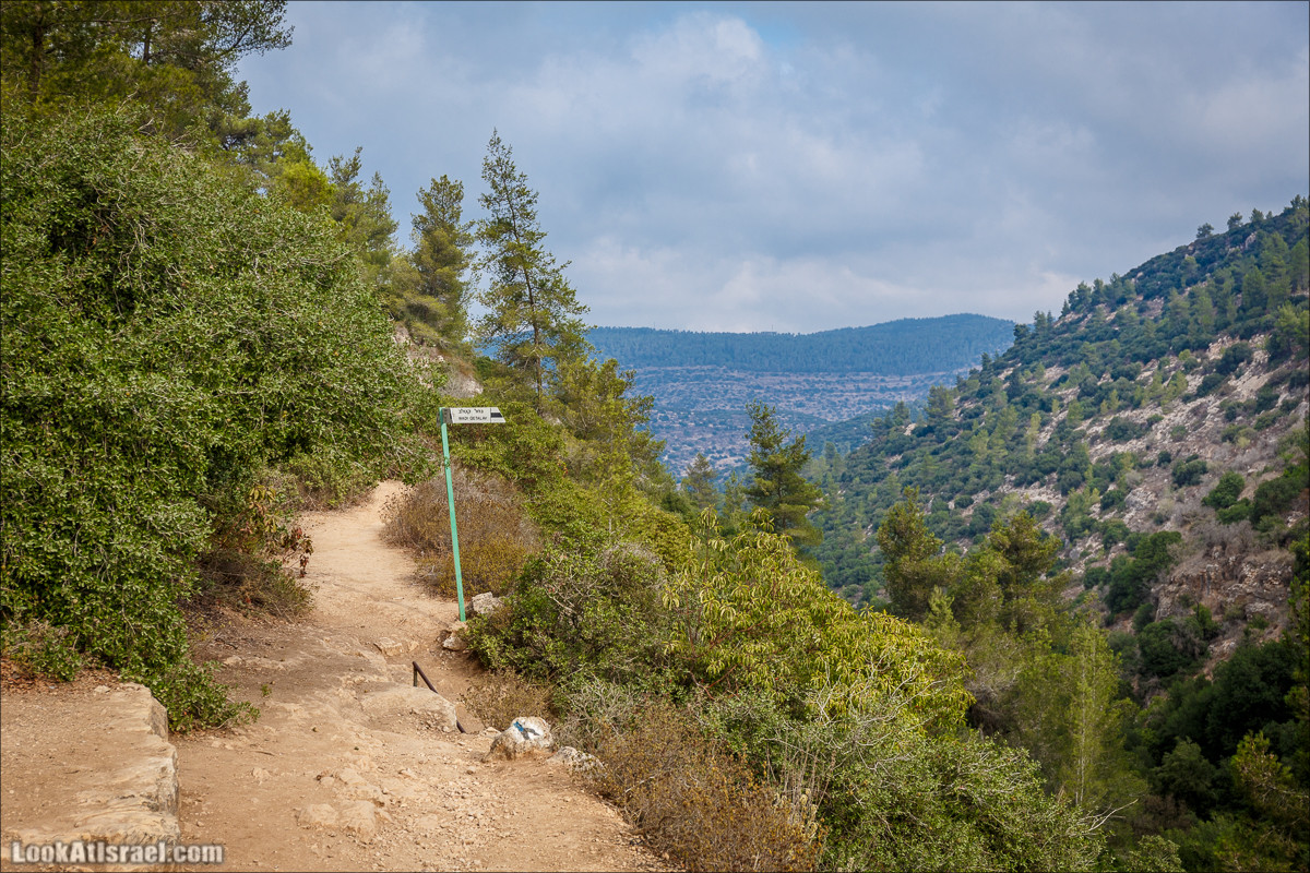 Нахаль Вади Катлав, Дир а-Шейх, Бар Гиора и Хирбет Тура | LookAtIsrael.com - Фото путешествия по Израилю