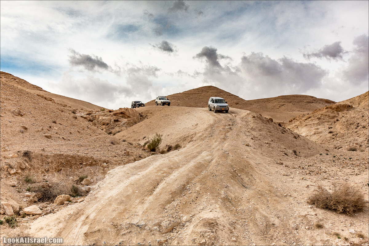 Путешествие на джипах по пустыне в поисках наводнений. Водопады Хевер, Шафан, Цафира | LookAtIsrael.com - Фото путешествия по Израилю