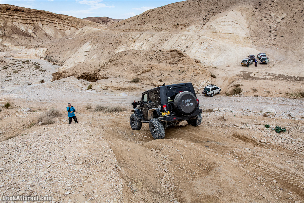 Путешествие на джипах по пустыне в поисках наводнений. Водопады Хевер, Шафан, Цафира | LookAtIsrael.com - Фото путешествия по Израилю
