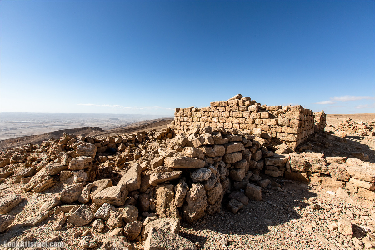 Скорпионий подъём - Маале Акрабим - Римская дорога | מעלה עקרבים | LookAtIsrael.com - Фото путешествия по Израилю