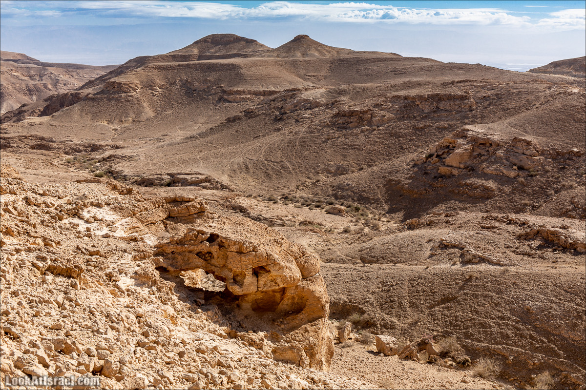 Скорпионий подъём - Маале Акрабим - Римская дорога | מעלה עקרבים | LookAtIsrael.com - Фото путешествия по Израилю