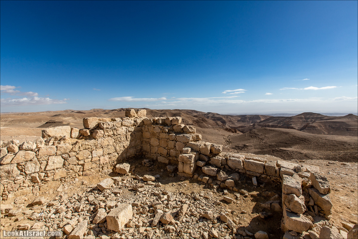 Скорпионий подъём - Маале Акрабим - Римская дорога | מעלה עקרבים | LookAtIsrael.com - Фото путешествия по Израилю
