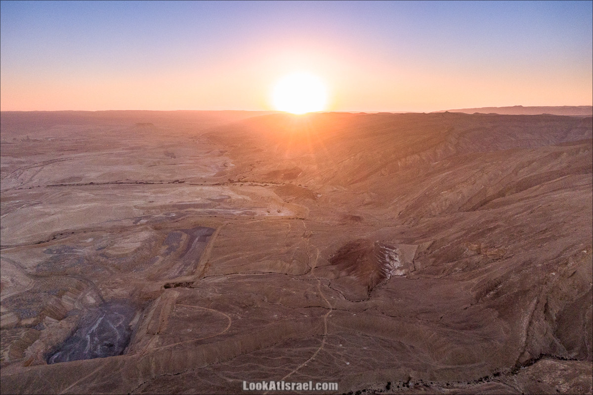 Маале Акрабим - Аэро-фото-съёмка | מעלה עקרבים | LookAtIsrael.com - Фото путешествия по Израилю