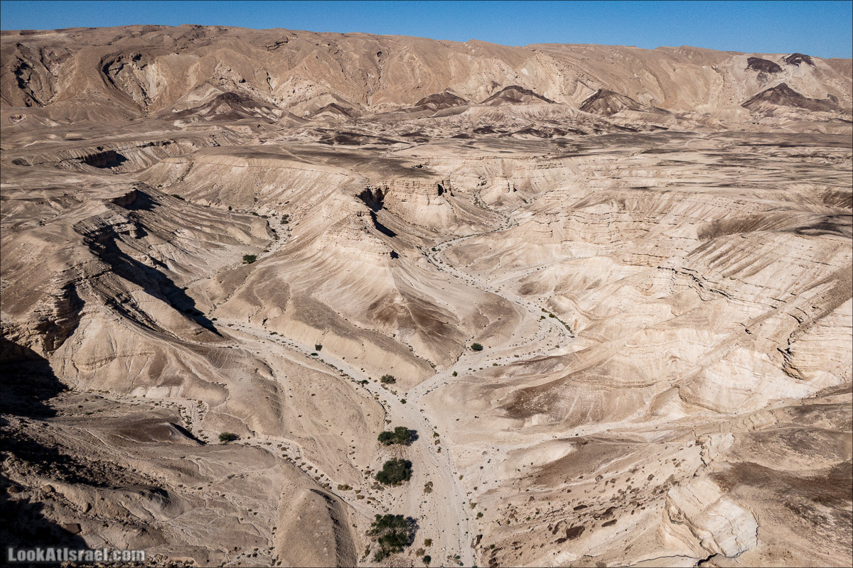 Источник Эйн Цин | עין צין | LookAtIsrael.com - Фото путешествия по Израилю