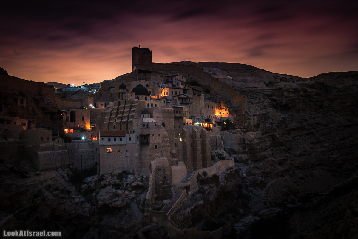 Ночь свечей - День монастыря Май Саба | LookAtIsrael.com - Фото путешествия по Израилю