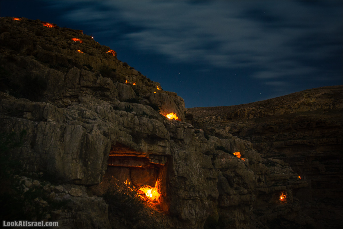 Ночь свечей - День монастыря Май Саба | LookAtIsrael.com - Фото путешествия по Израилю