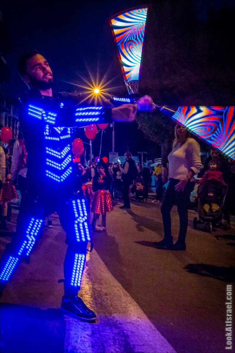 Рождественский парад скаутов в Яффо | Christmas carnival by orthodox scouts of Jaffa | מצעד השנתי ביפו לרגל חג המולד של צופי יפו | LookAtIsrael.com - Фото путешествия по Израилю