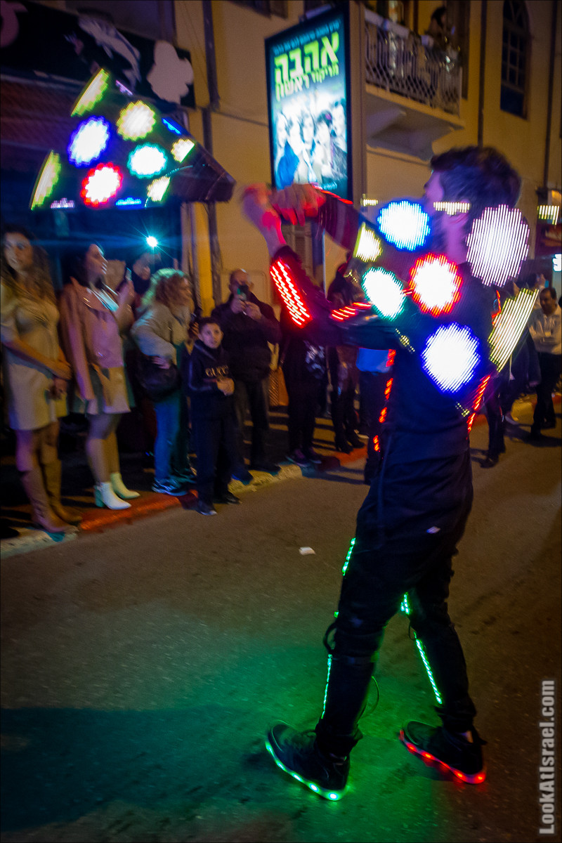 Рождественский парад скаутов в Яффо | Christmas carnival by orthodox scouts of Jaffa | מצעד השנתי ביפו לרגל חג המולד של צופי יפו | LookAtIsrael.com - Фото путешествия по Израилю