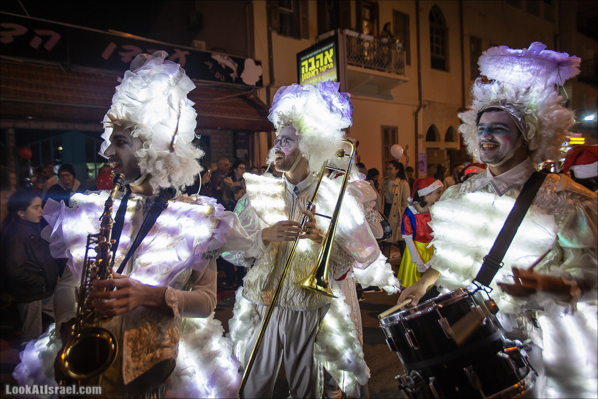 Рождественский парад скаутов в Яффо | Christmas carnival by orthodox scouts of Jaffa | מצעד השנתי ביפו לרגל חג המולד של צופי יפו | LookAtIsrael.com - Фото путешествия по Израилю