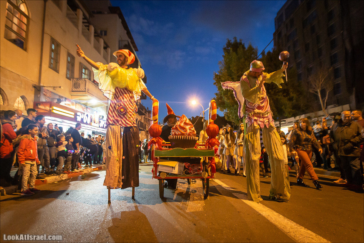 Рождественский парад скаутов в Яффо | Christmas carnival by orthodox scouts of Jaffa | מצעד השנתי ביפו לרגל חג המולד של צופי יפו | LookAtIsrael.com - Фото путешествия по Израилю