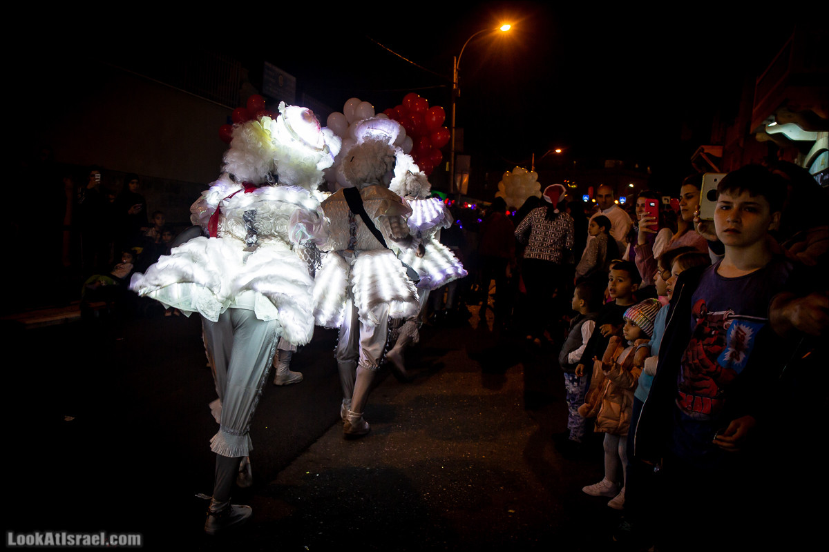 Рождественский парад скаутов в Яффо | Christmas carnival by orthodox scouts of Jaffa | מצעד השנתי ביפו לרגל חג המולד של צופי יפו | LookAtIsrael.com - Фото путешествия по Израилю